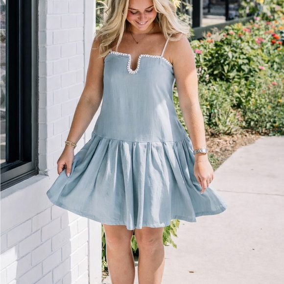 TCEC Dresses & Skirts - NWT TCEC spaghetti strap swing Dress